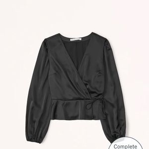 Abercrombie&Fitch Long sleeve satin wrap top